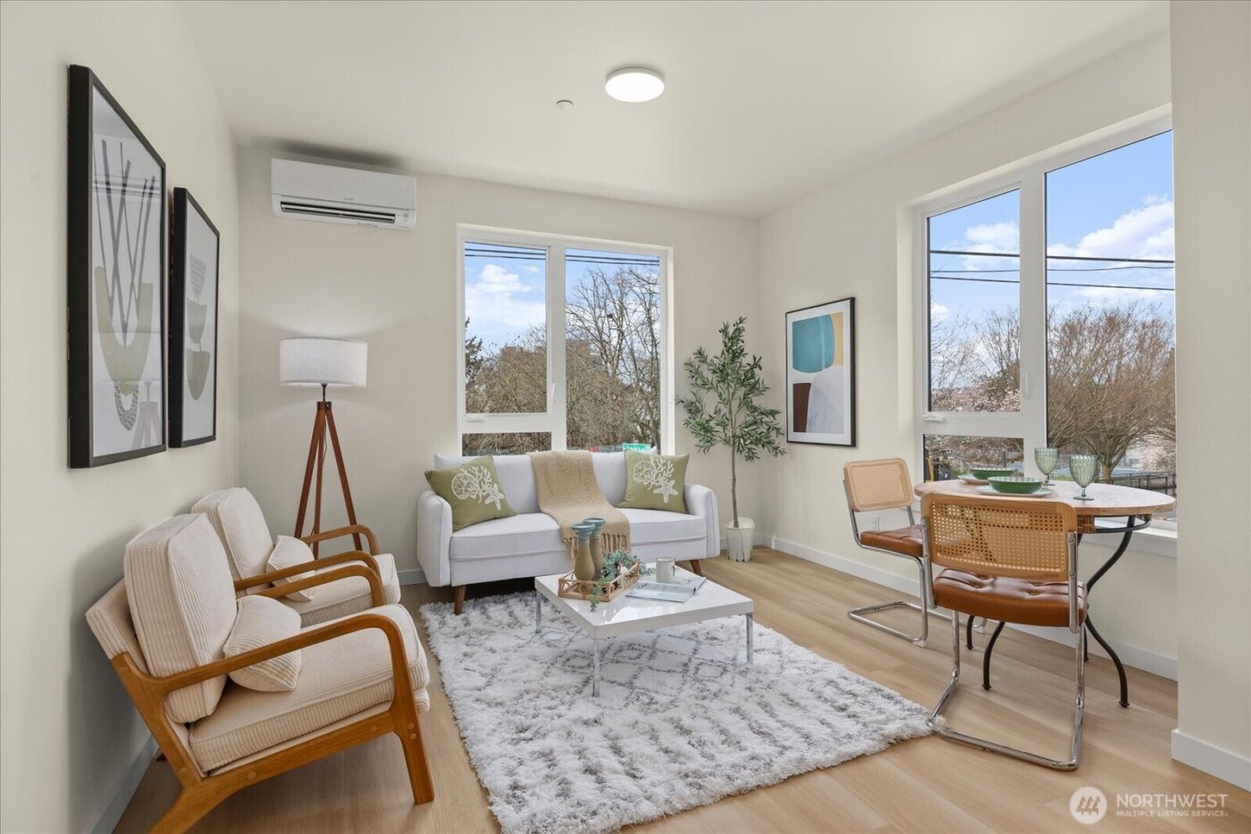 2374 Franklin Avenue E, Seattle, WA 98102