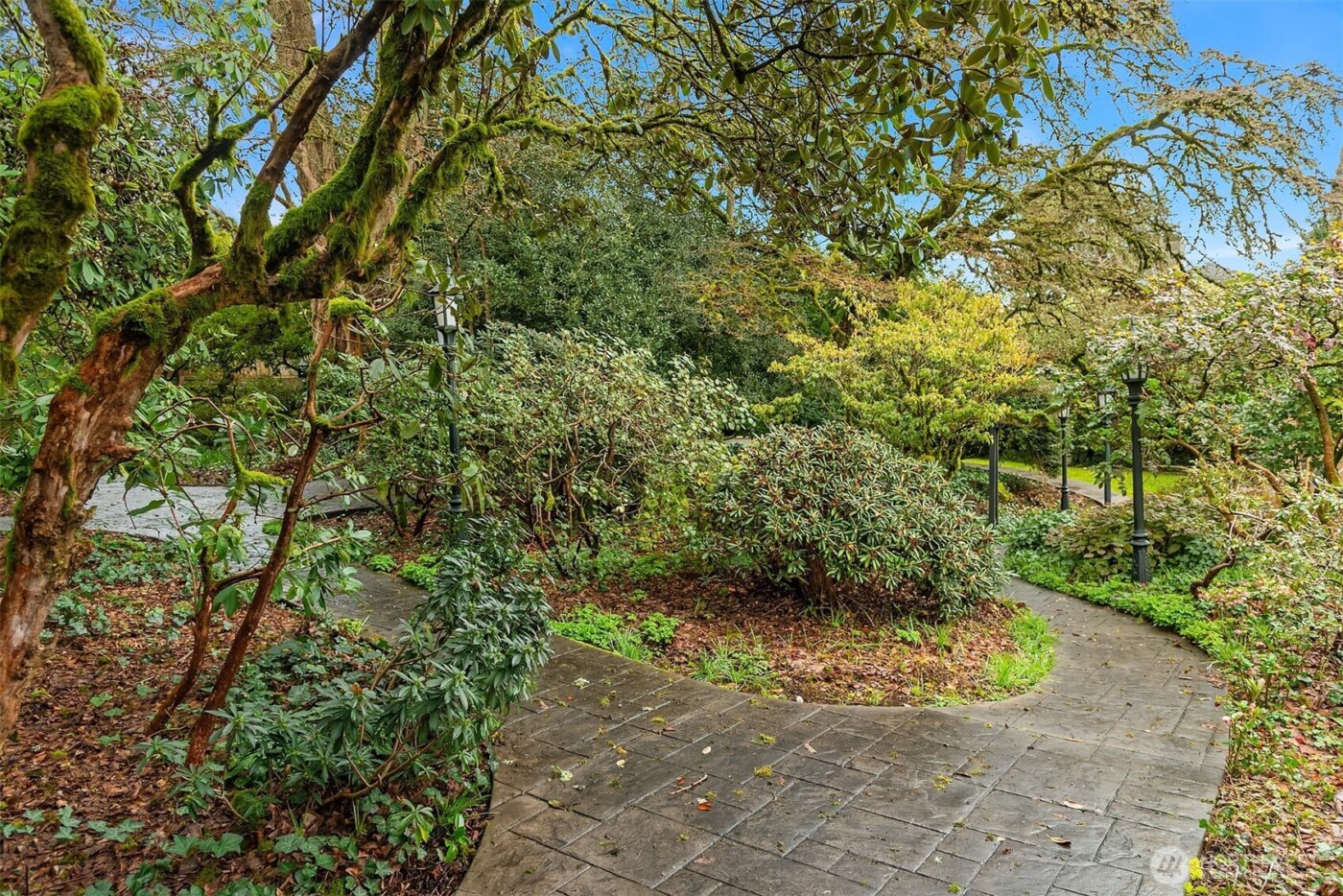 1118000701 Broadmoor Drive E, Seattle, WA 98112