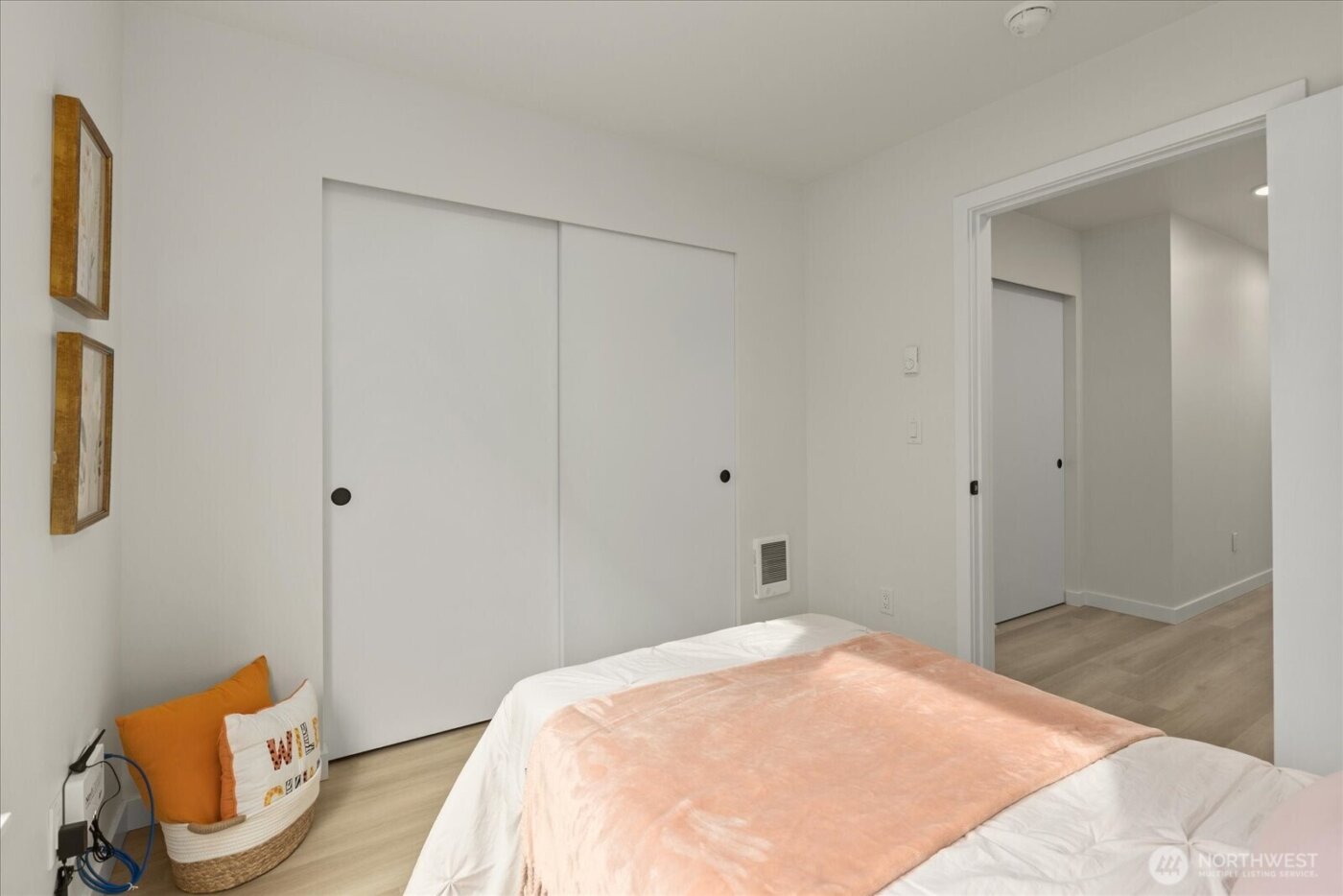 259 E Louisa Street , Seattle, WA 98102