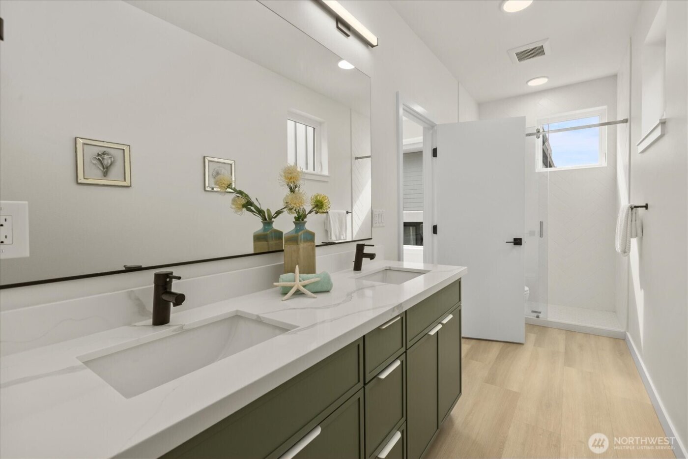 259 E Louisa Street , Seattle, WA 98102