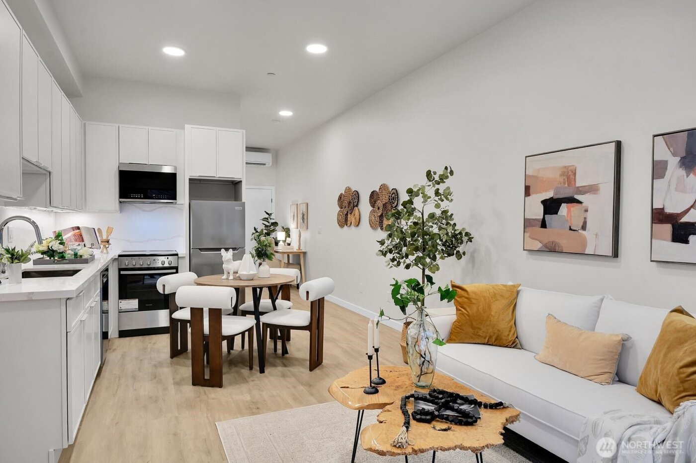 259 E Louisa Street , Seattle, WA 98102