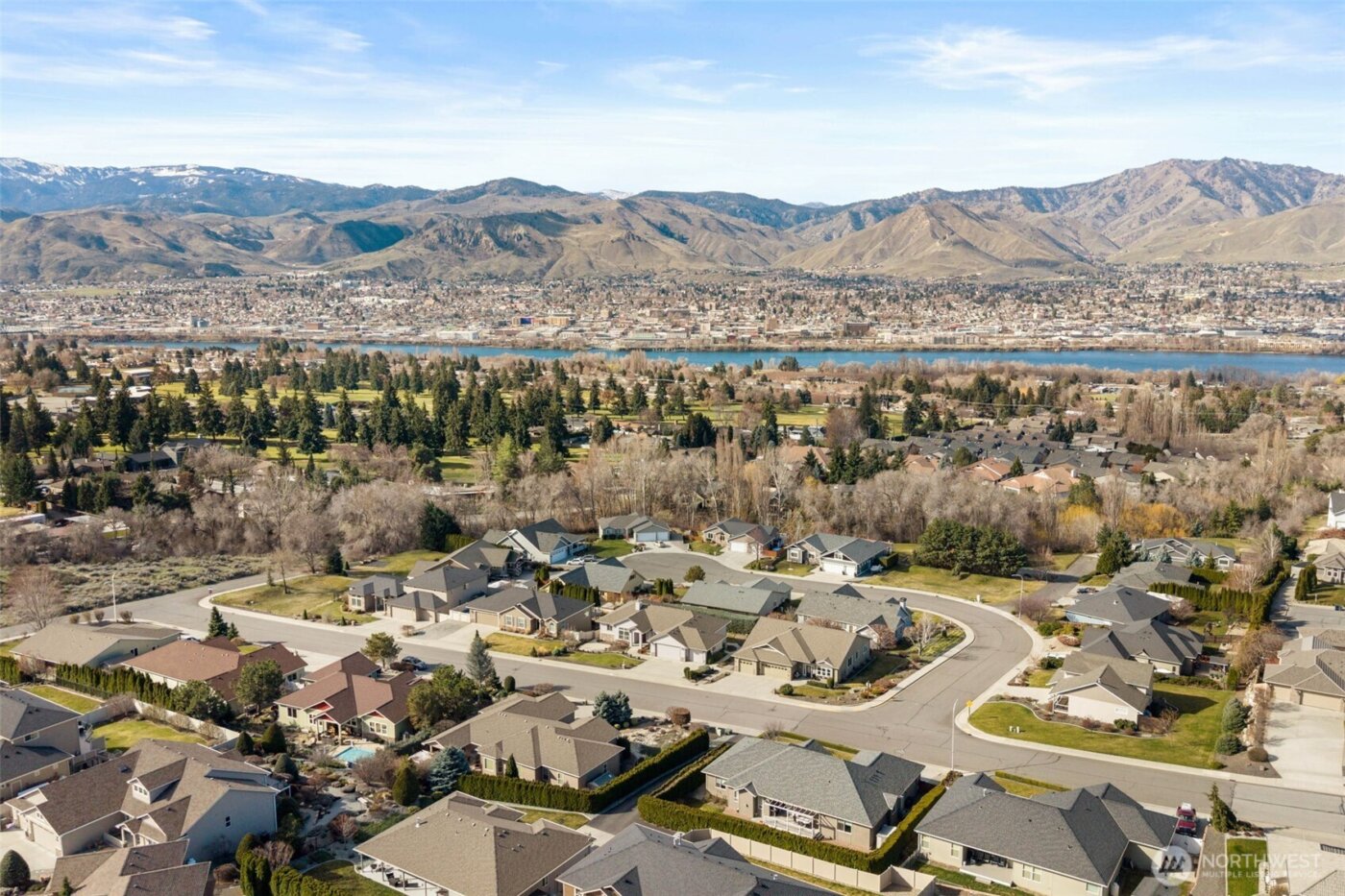 1992 Stoneridge Drive , East Wenatchee, WA 98802