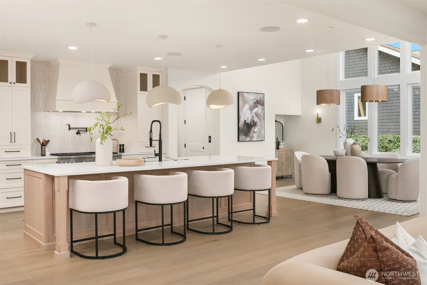 1813 A 3rd Street , Kirkland, WA 98033