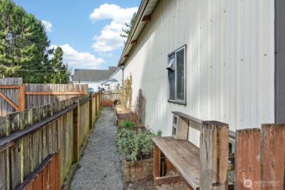 1500 E Fairhaven Avenue , Burlington, WA 98233 - Photo 35