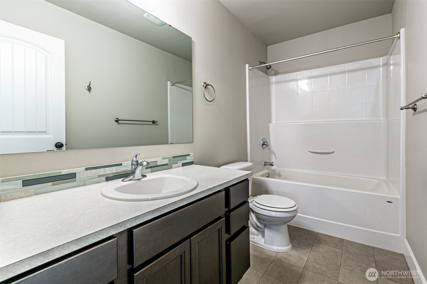 917 NE Burton Ray Street NE, Lacey, WA 98516