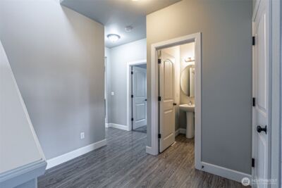 917 NE Burton Ray Street NE, Lacey, WA 98516 - Photo 4