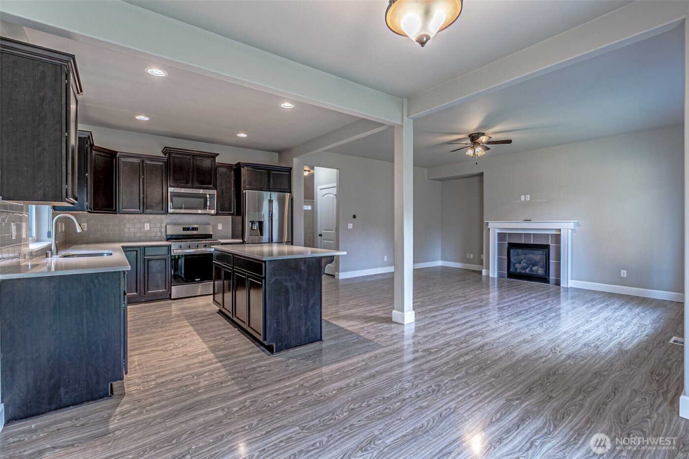 917 NE Burton Ray Street NE, Lacey, WA 98516