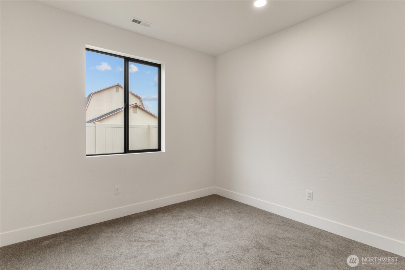 557 S Perry Avenue #Lot 6, East Wenatchee, WA 98802