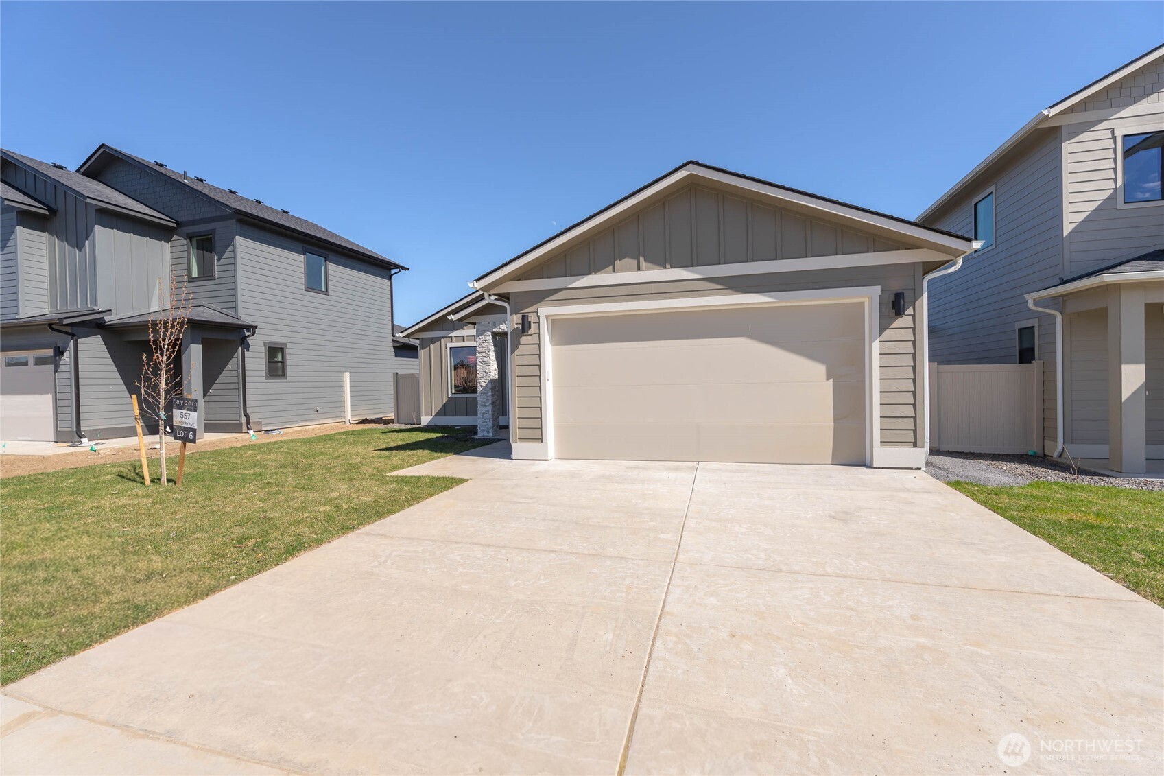 557 S Perry Avenue #Lot 6, East Wenatchee, WA 98802