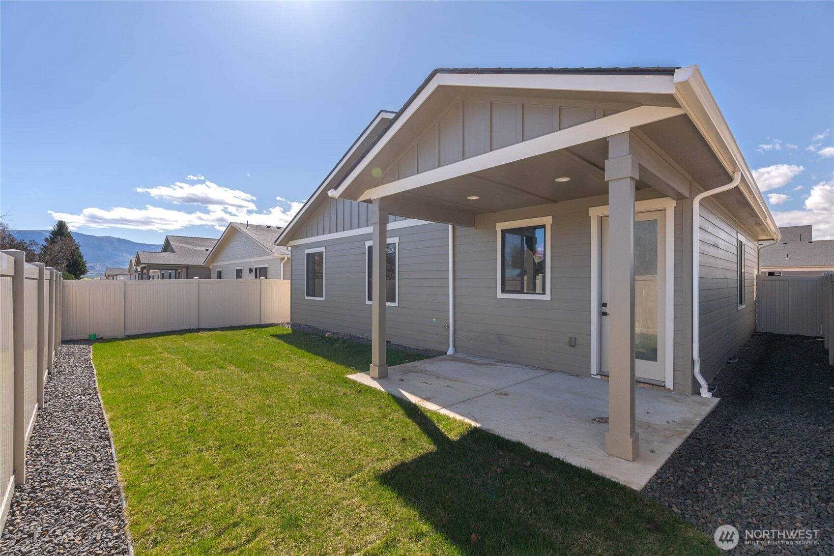 557 S Perry Avenue #Lot 6, East Wenatchee, WA 98802