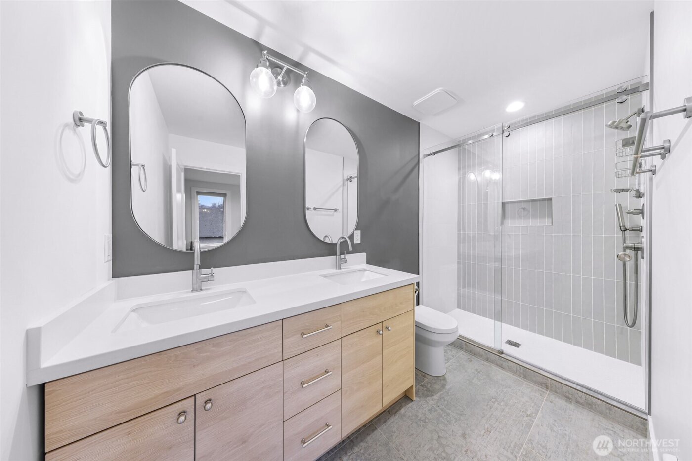 341 NW 90th Street #B, Seattle, WA 98117