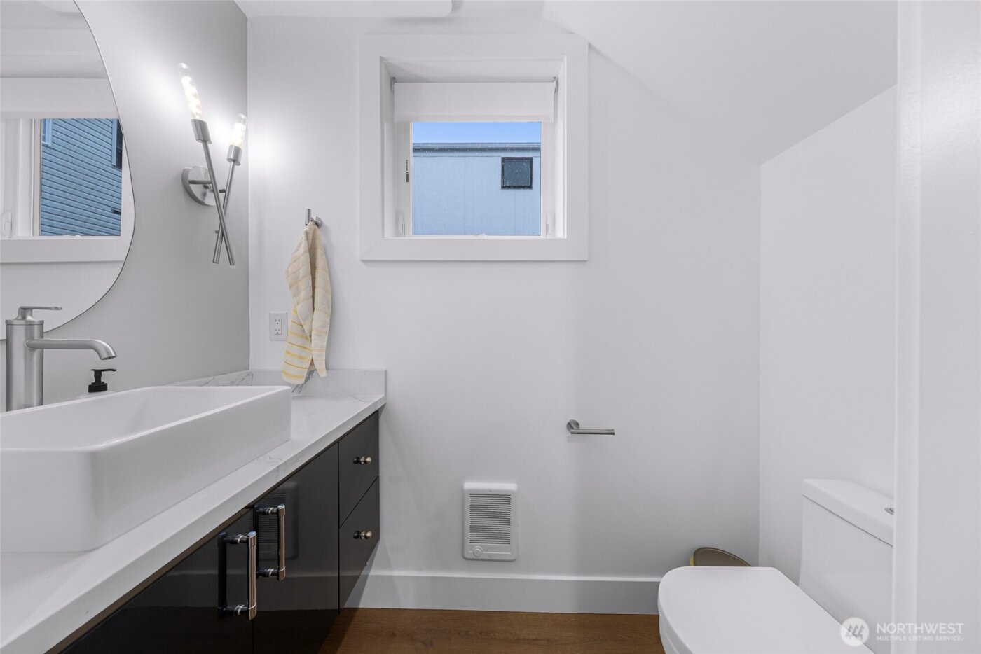 341 NW 90th Street #B, Seattle, WA 98117