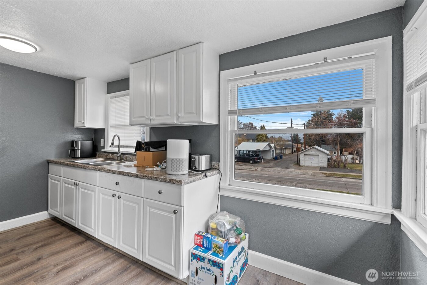 600 Douglas Street , Wenatchee, WA 98801