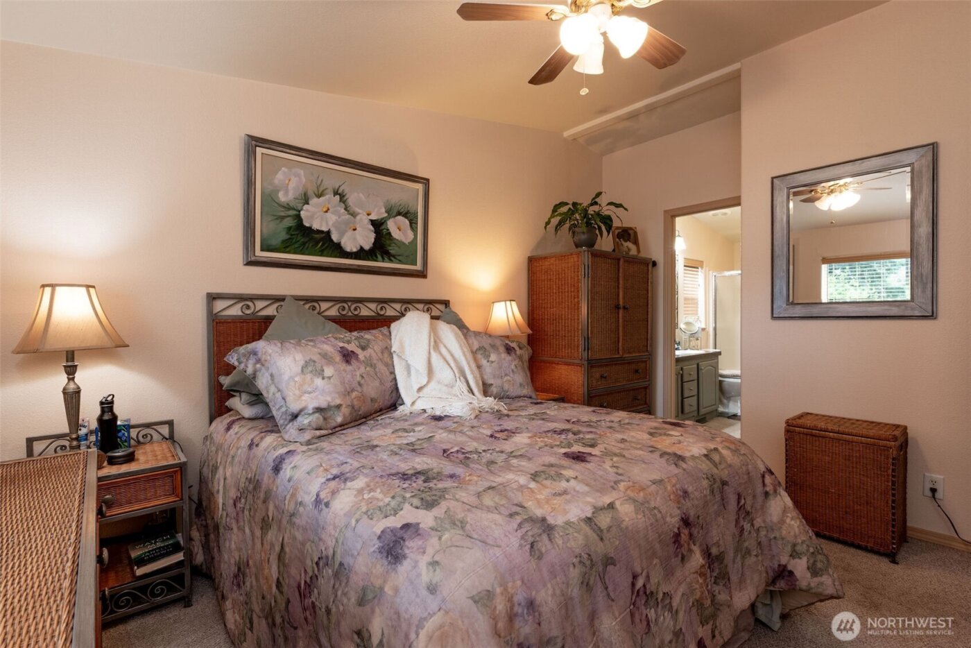 600 NE Lincoln Road #4, Poulsbo, WA 98370