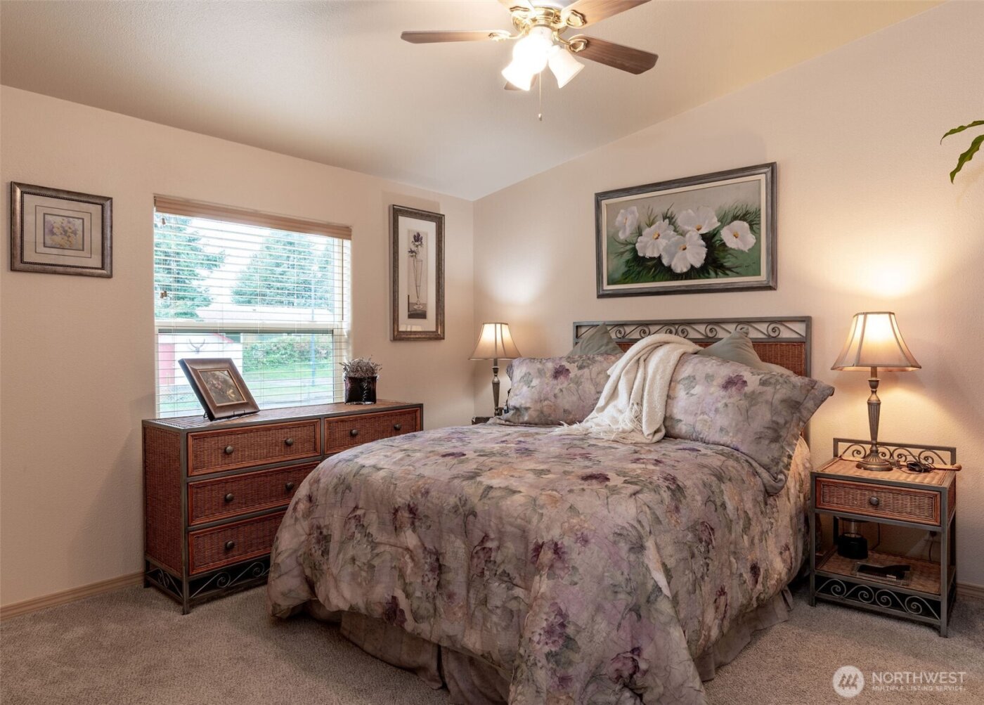 600 NE Lincoln Road #4, Poulsbo, WA 98370