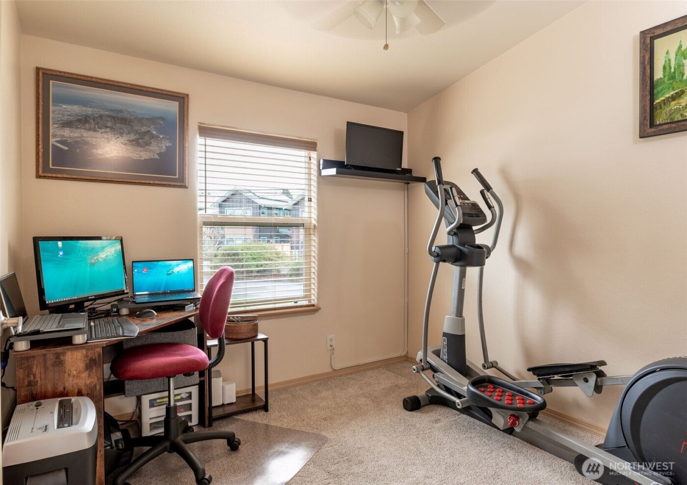 600 NE Lincoln Road #4, Poulsbo, WA 98370