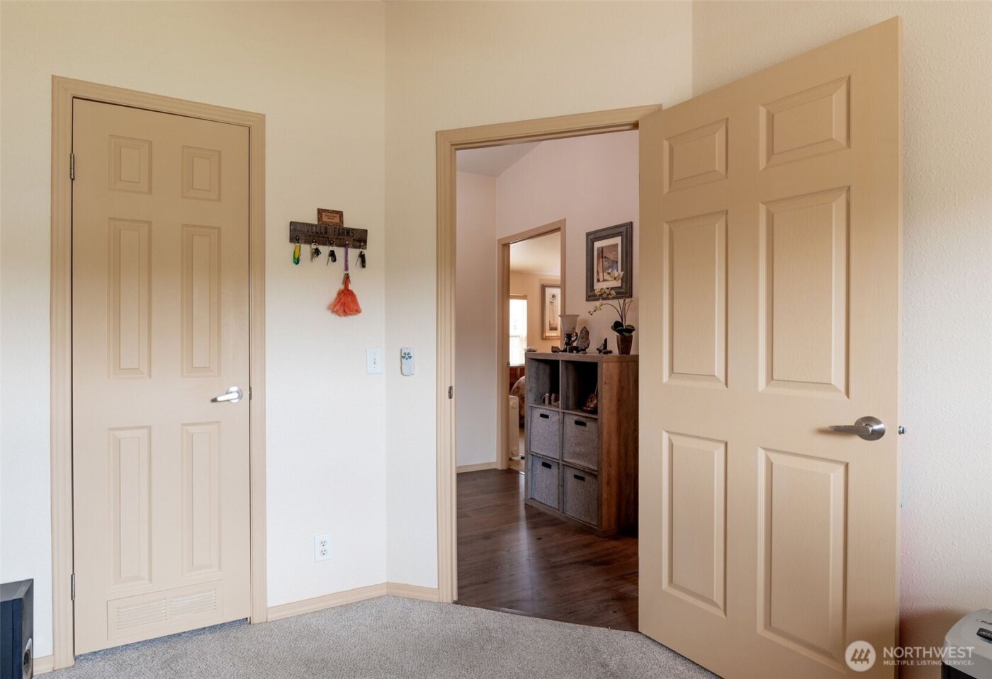 600 NE Lincoln Road #4, Poulsbo, WA 98370