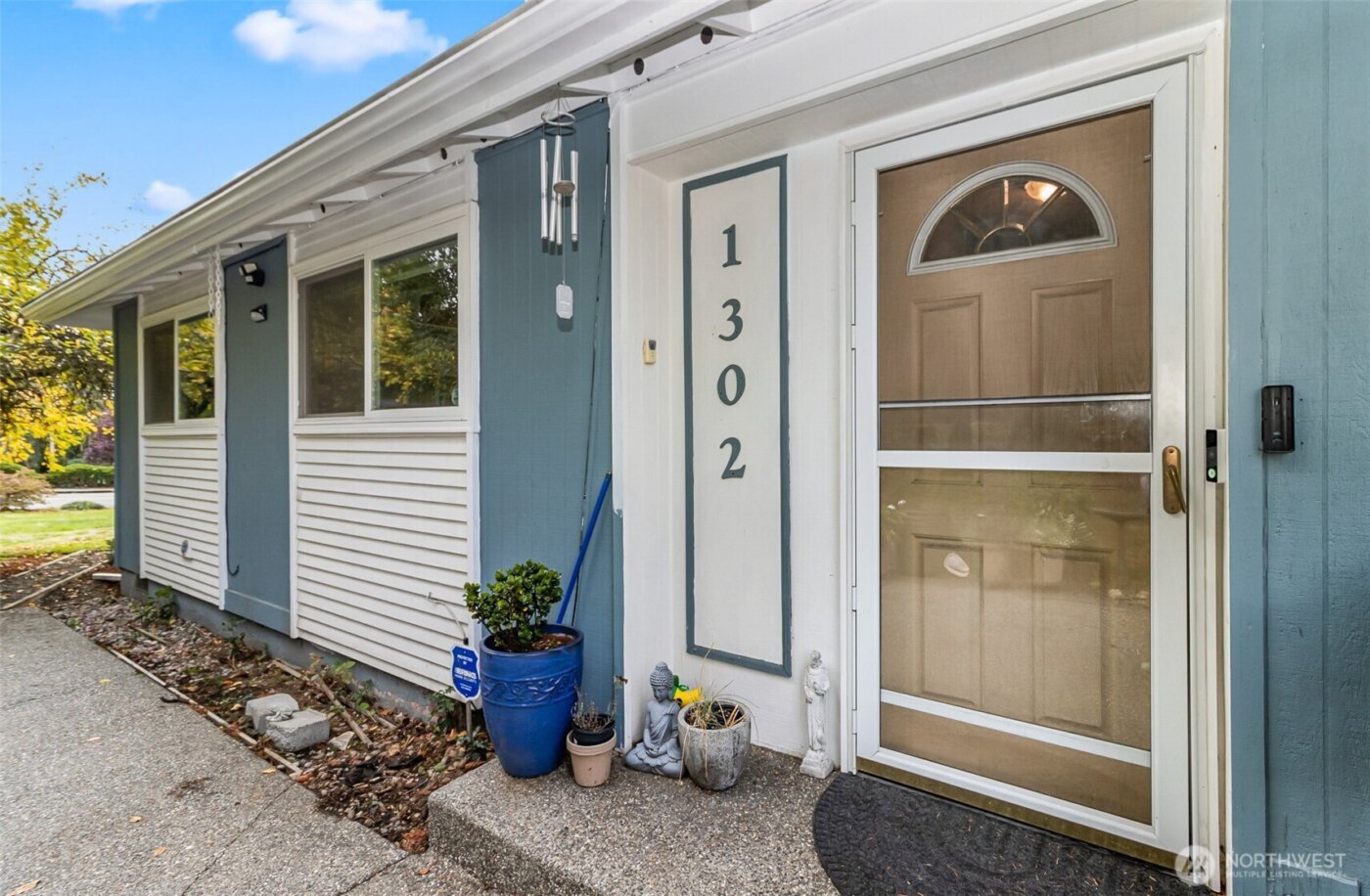 1302 Pine Avenue , Snohomish, WA 98290-1822