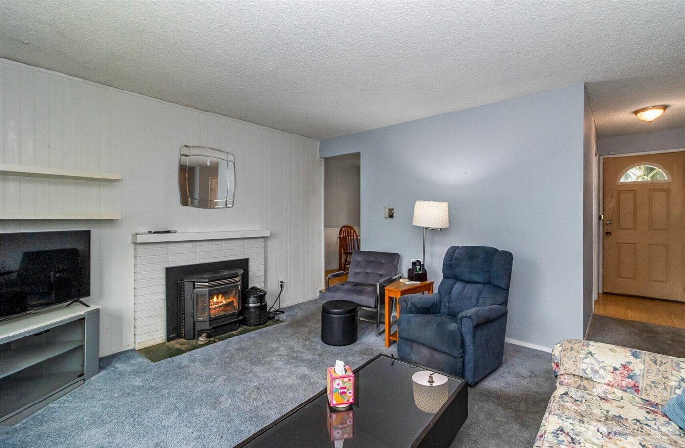 1302 Pine Avenue , Snohomish, WA 98290-1822