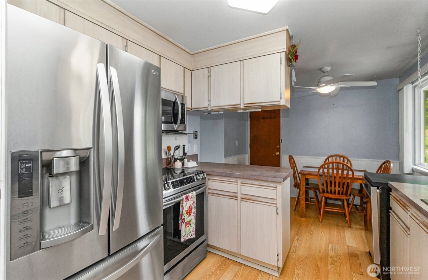 1302 Pine Avenue , Snohomish, WA 98290-1822