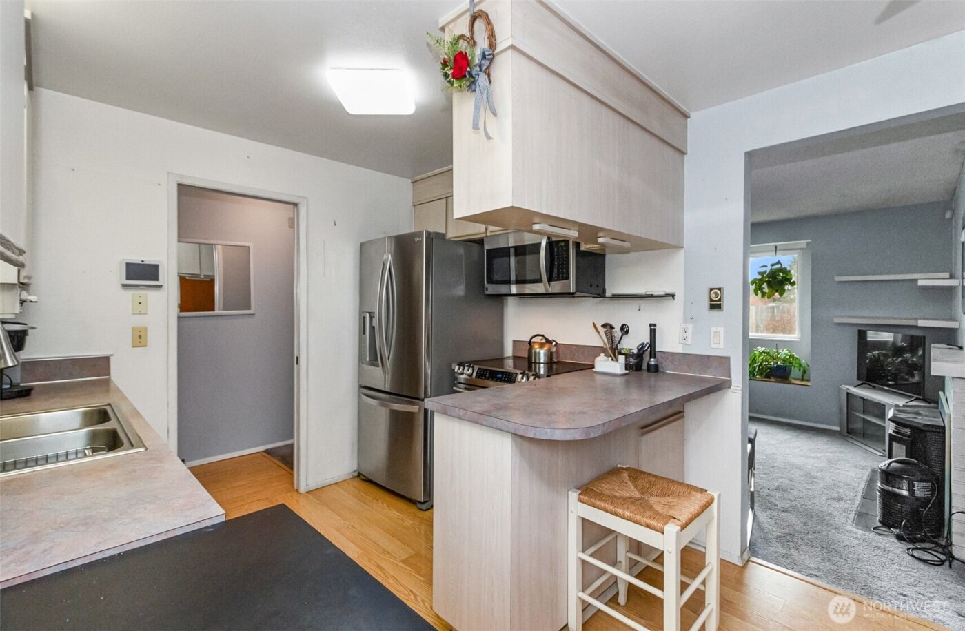 1302 Pine Avenue , Snohomish, WA 98290-1822