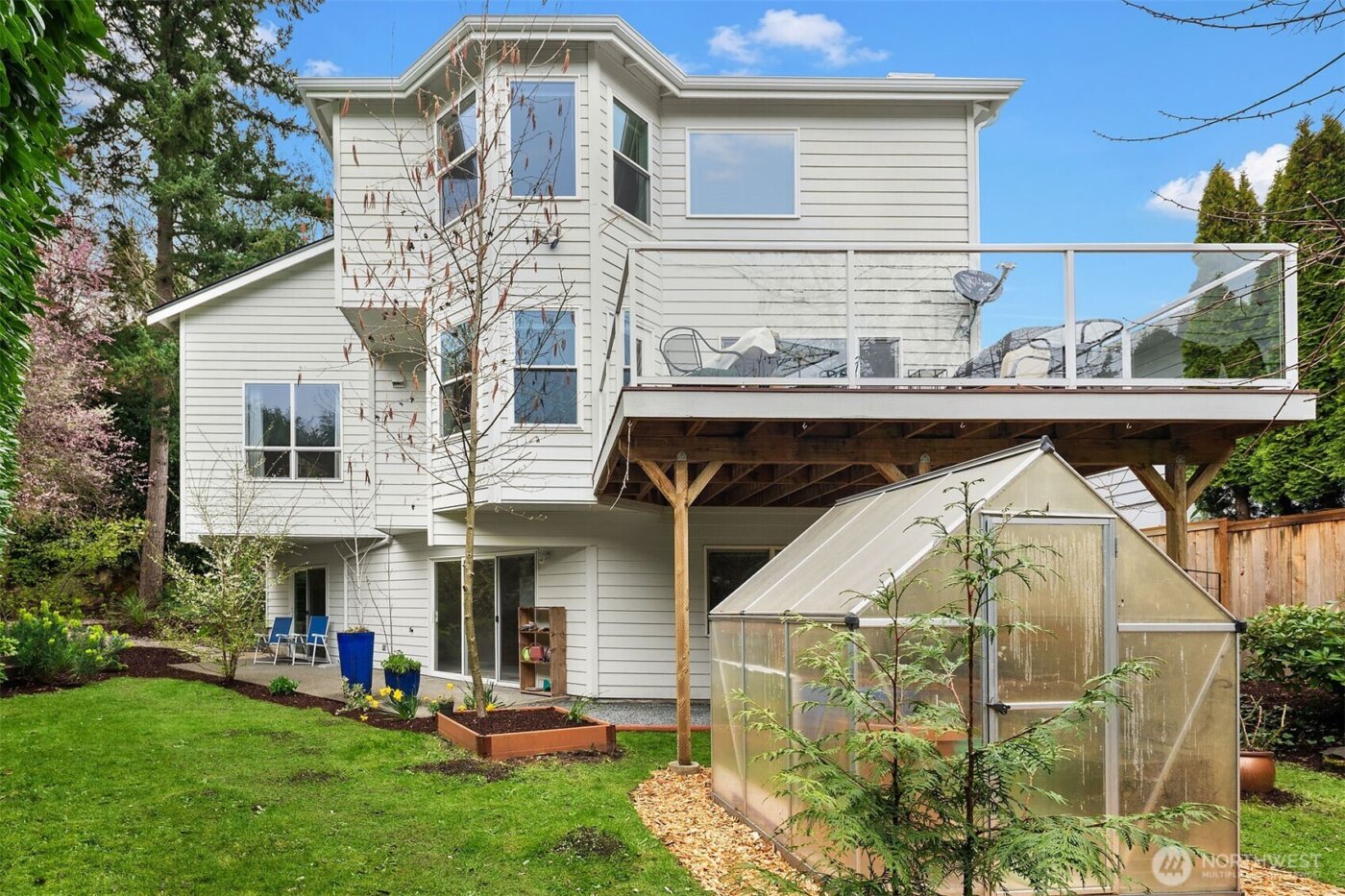 16811 10th Avenue SW, Normandy Park, WA 98166