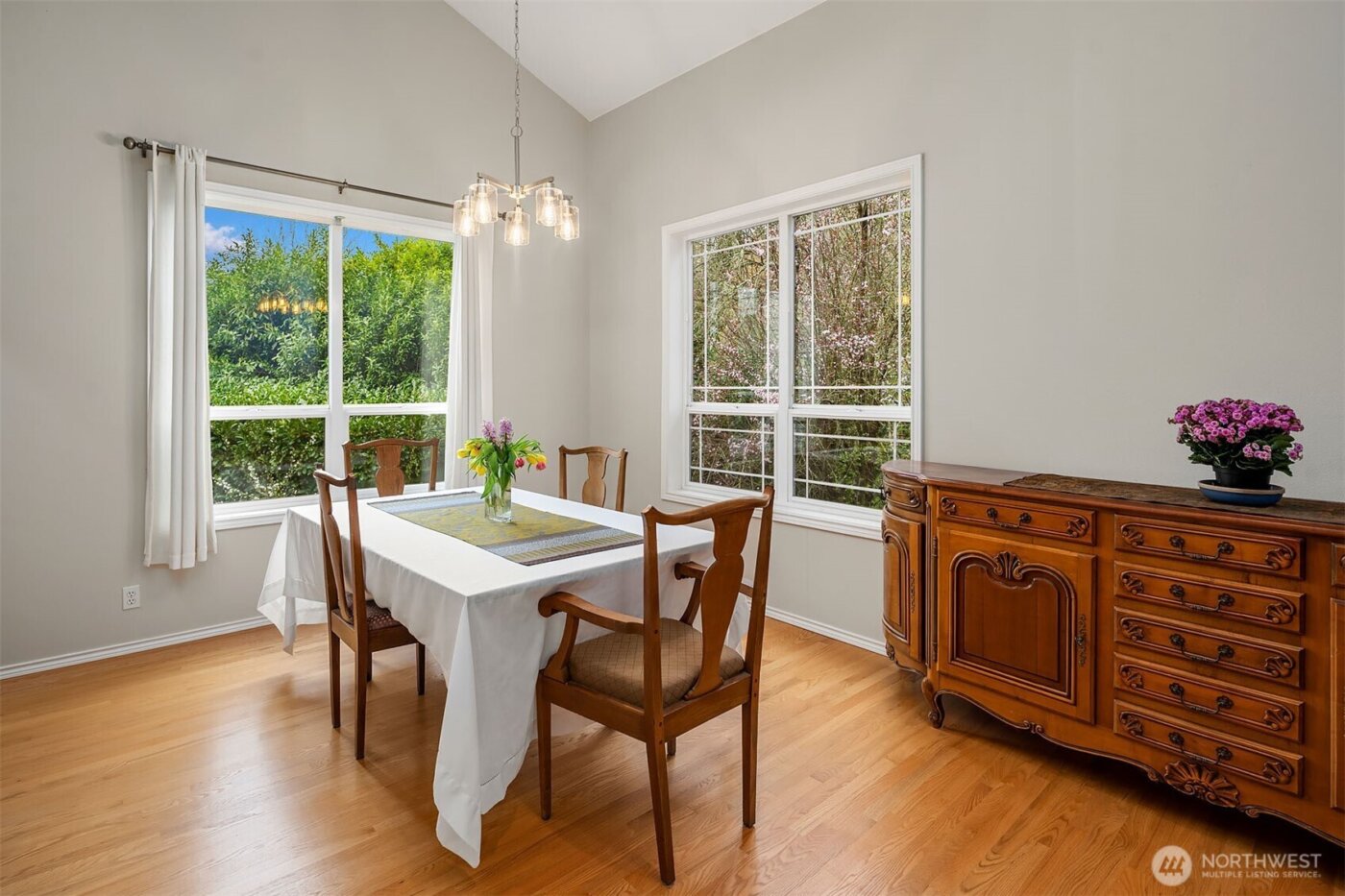 16811 10th Avenue SW, Normandy Park, WA 98166