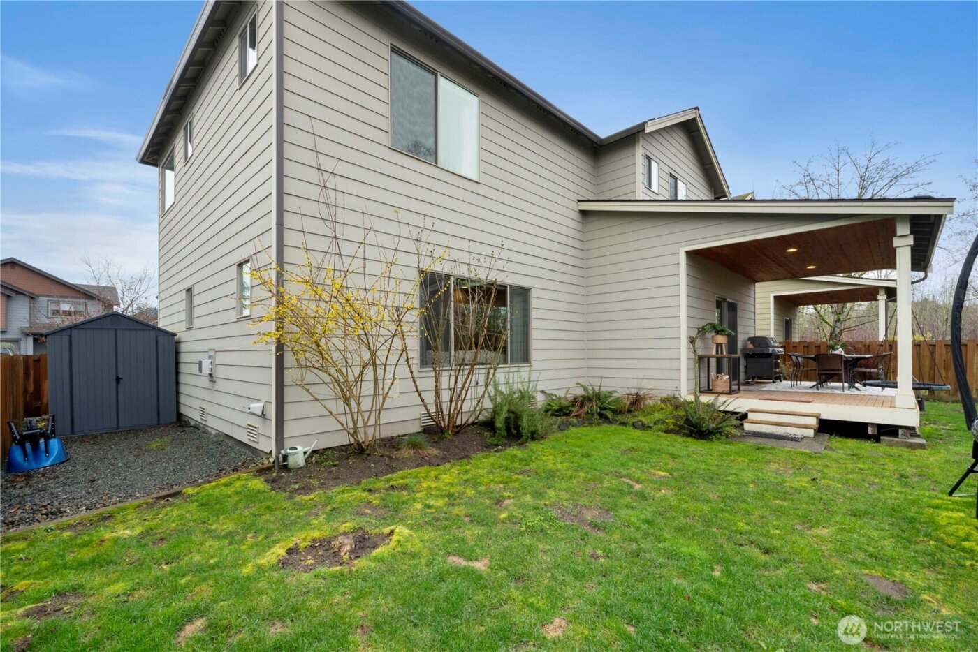 329 S Spruce Street , Buckley, WA 98321