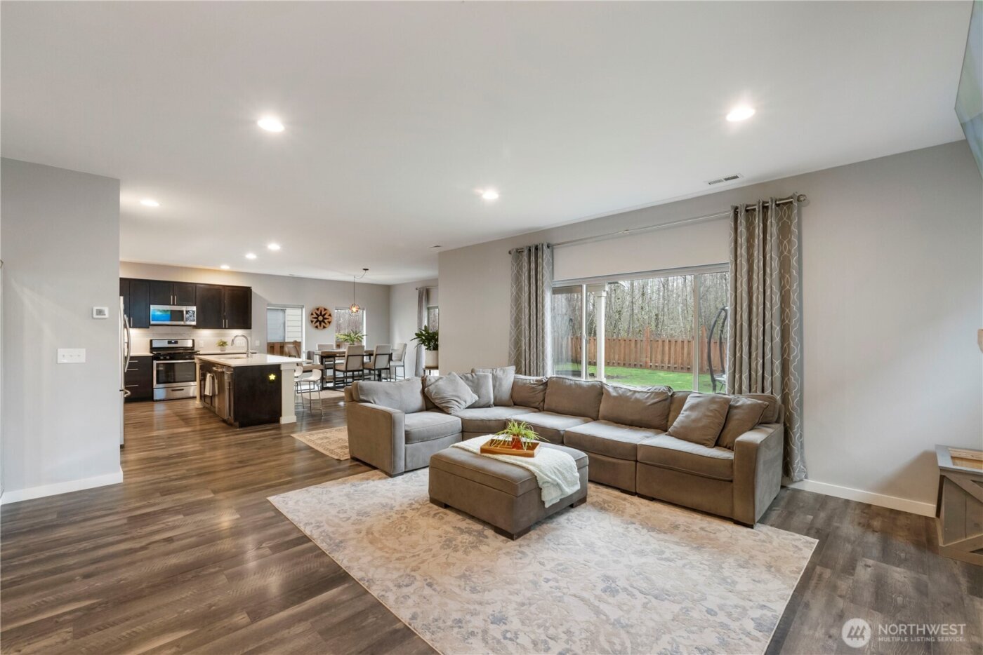 329 S Spruce Street , Buckley, WA 98321