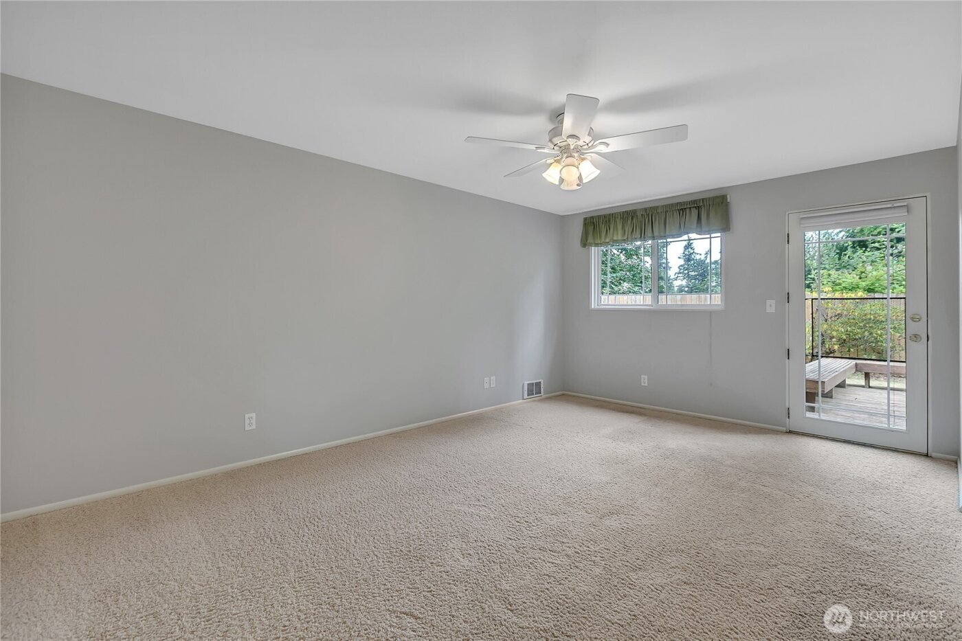 3409 99th Avenue E, Edgewood, WA 98371