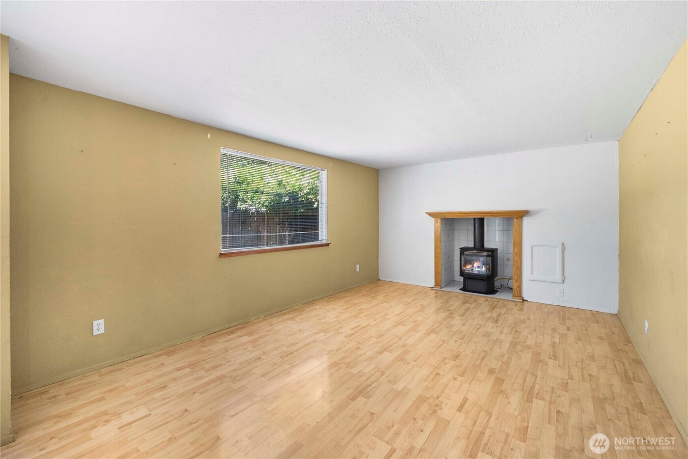 17551 12th Avenue NE, Shoreline, WA 98155-3714