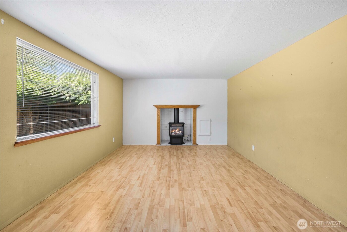 17551 12th Avenue NE, Shoreline, WA 98155-3714