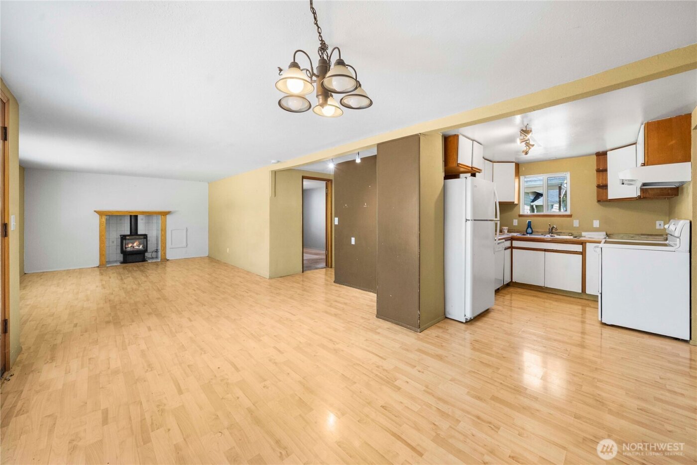 17551 12th Avenue NE, Shoreline, WA 98155-3714