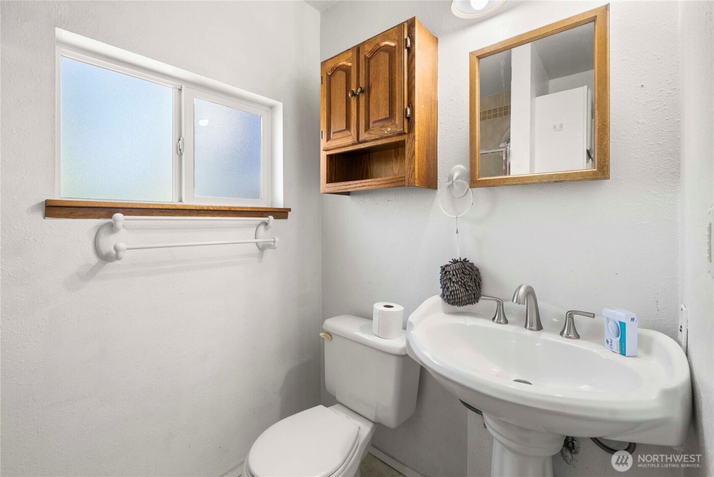 17551 12th Avenue NE, Shoreline, WA 98155-3714