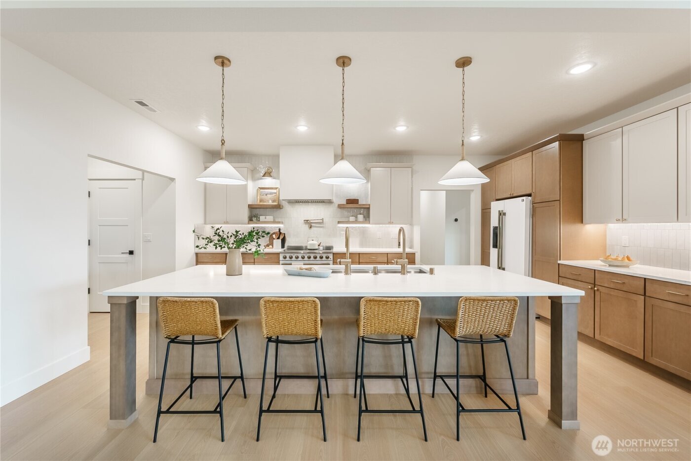 511 SW 12th , College Place, WA 99324