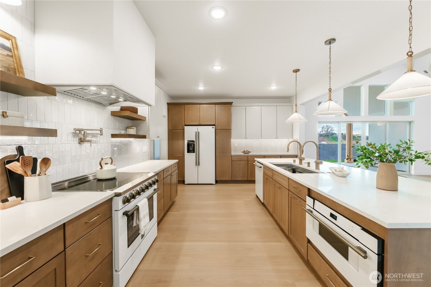 511 SW 12th , College Place, WA 99324
