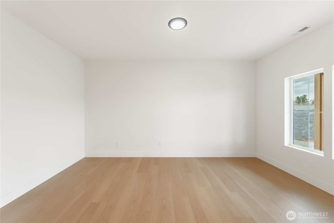511 SW 12th , College Place, WA 99324