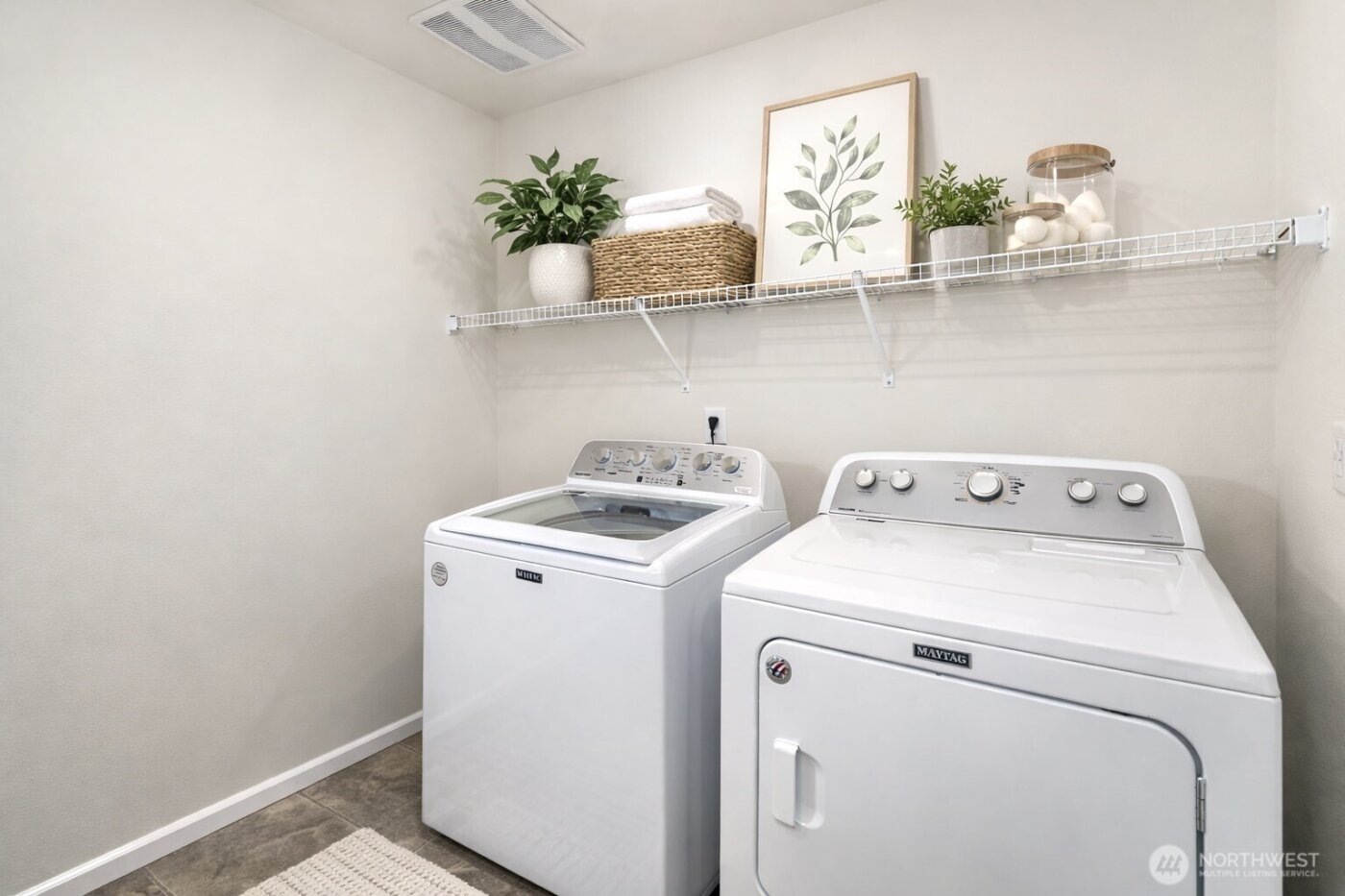 2412 Burlwood Street NE, Lacey, WA 98516