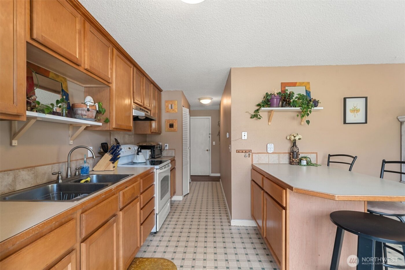 716 Plymouth Street SW, Olympia, WA 98502