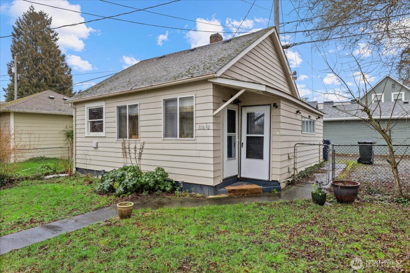 3116 3118 N 8th Street , Tacoma, WA 98406