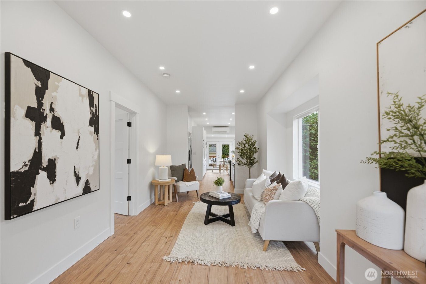 2623 SW Yancy Street , Seattle, WA 98126