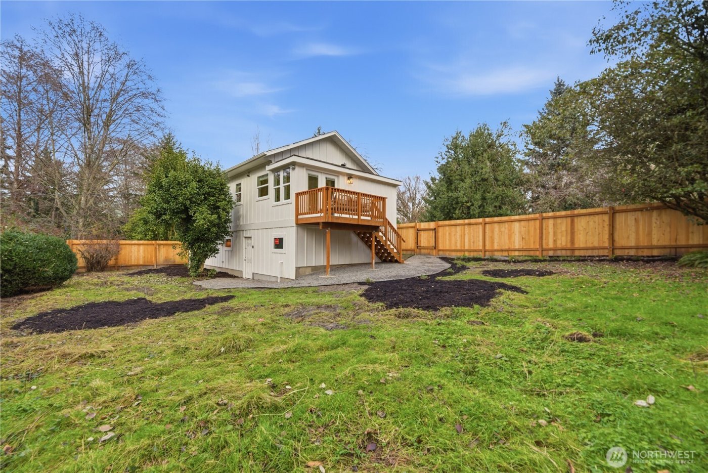 2623 SW Yancy Street , Seattle, WA 98126
