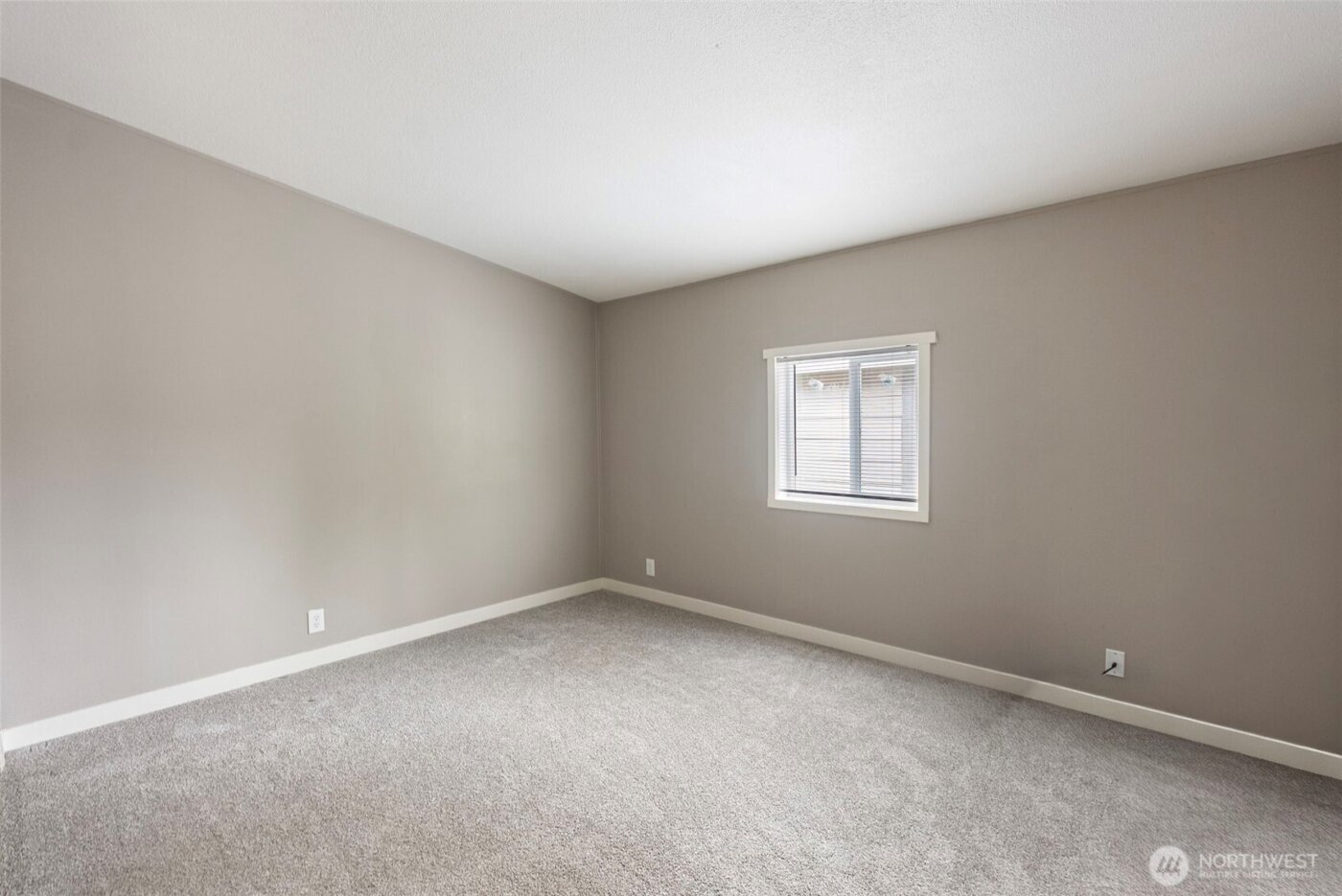 13719 12th Avenue S #12, Tacoma, WA 98444