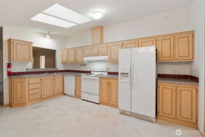 1101 S Scheuber Road #18, Centralia, WA 98531 - Photo 8