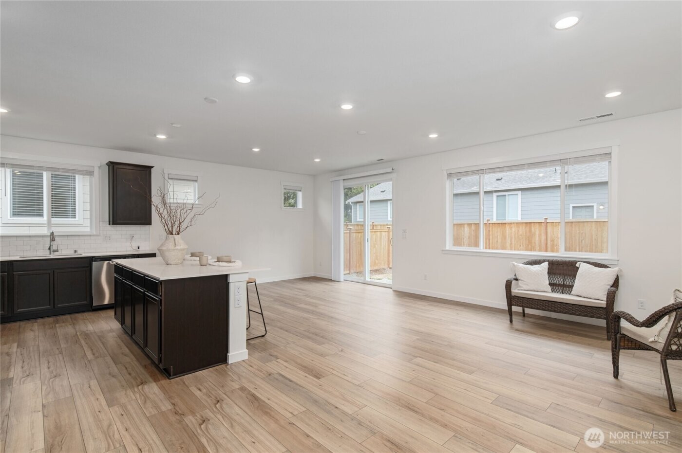 16911 127th Avenue Ct E, Puyallup, WA 98374