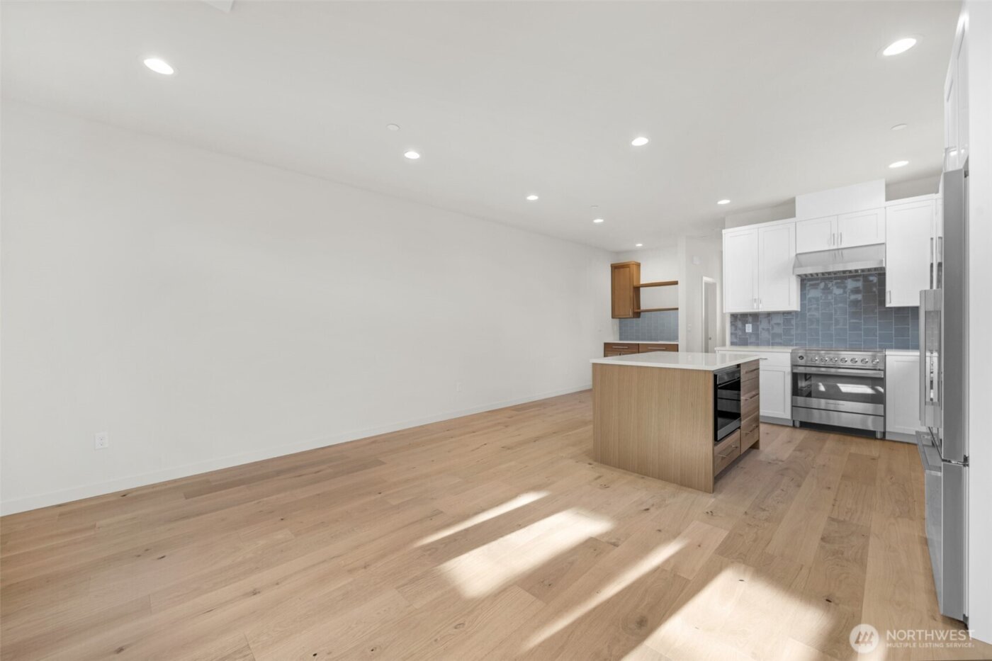 1412 N 47th Street #A, Seattle, WA 98103