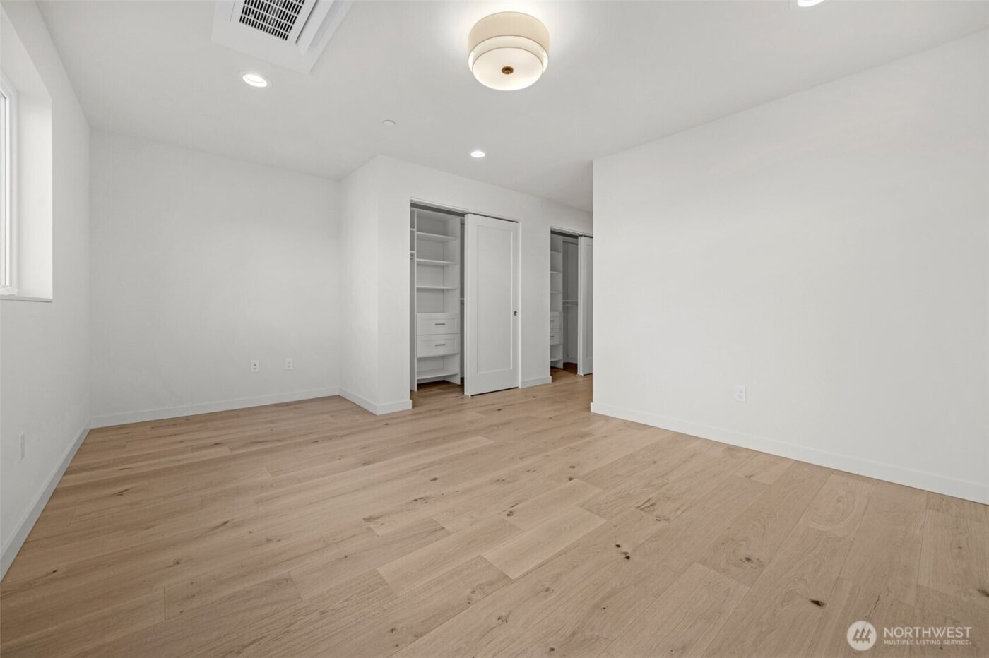 1412 N 47th Street #A, Seattle, WA 98103