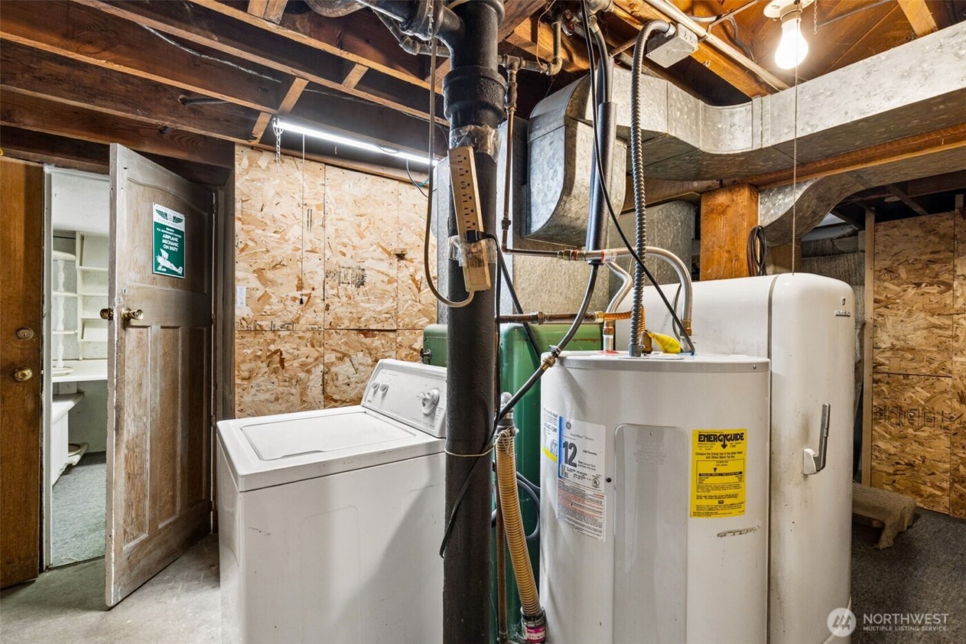 23906 60th Avenue W, Mountlake Terrace, WA 98043