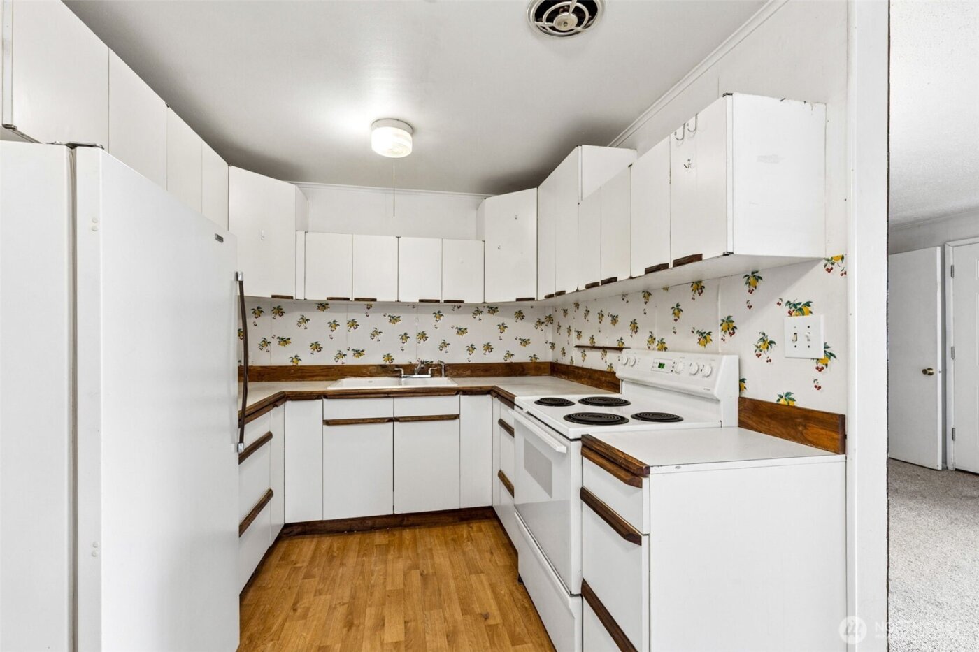 23906 60th Avenue W, Mountlake Terrace, WA 98043