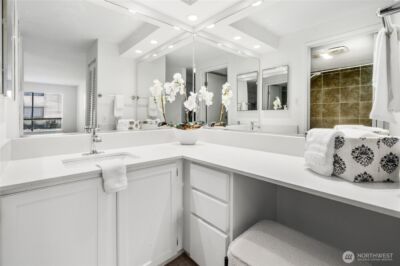 410 W Roy Street #E101, Seattle, WA 98119 - Photo 20